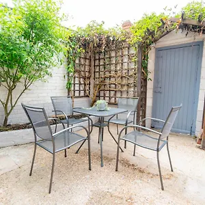  Holiday home Stylish 3 Bedroom House - Location