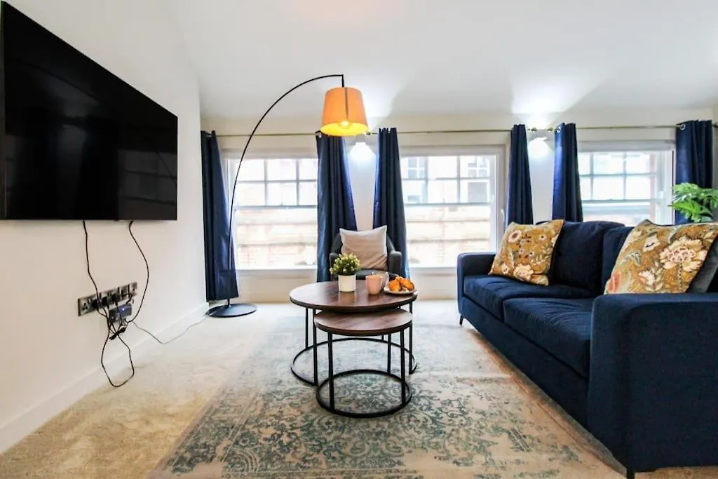 Luxurious 2 Bedroom Apartment In City Centre Nottingham United Kingdom