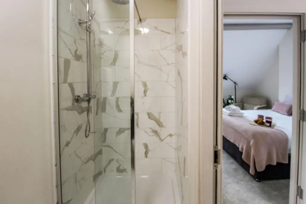 Luxurious 2 Bedroom Apartment In City Centre Nottingham